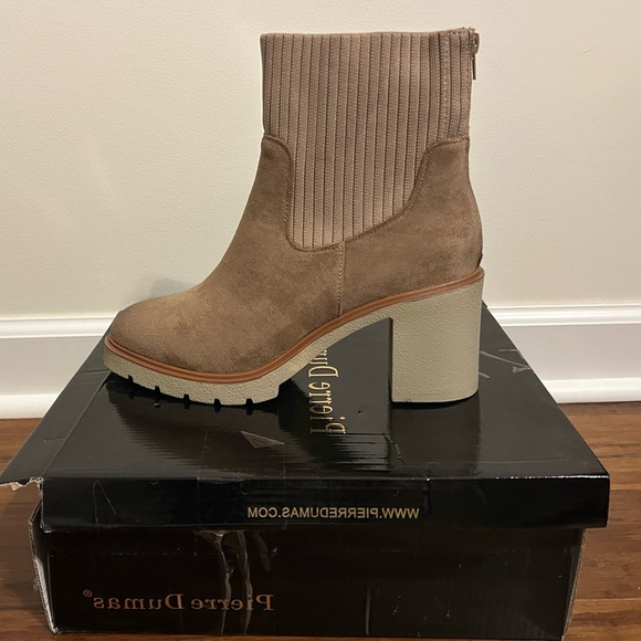 Pierre Dumas Boots - Picture 1 of 1